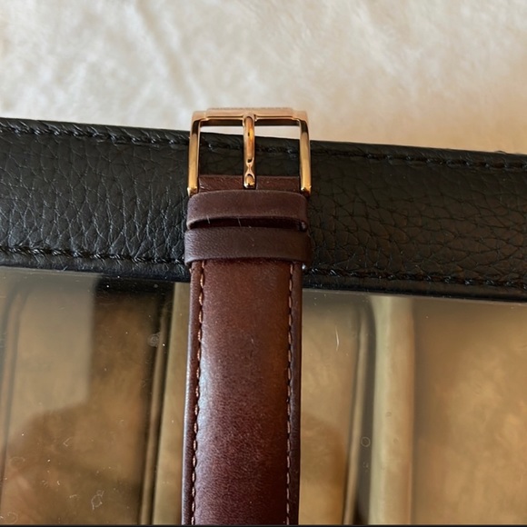 Michael Kors Leather Watch - Picture 6 of 8